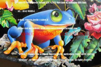 Grifone, dipinto olio su tela di Vanessa Foschi, particolare-Gryphon, oil on canvas painting by Vanessa Foschi, detail. All rights reserved 2<p>Grifone, dipinto olio su tela di Vanessa Foschi, particolare, rana blu. Tutti i diritti riservati-Gryphon, oil on canvas painting by Vanessa Foschi, detail, blue frog. All rights reserved</p>